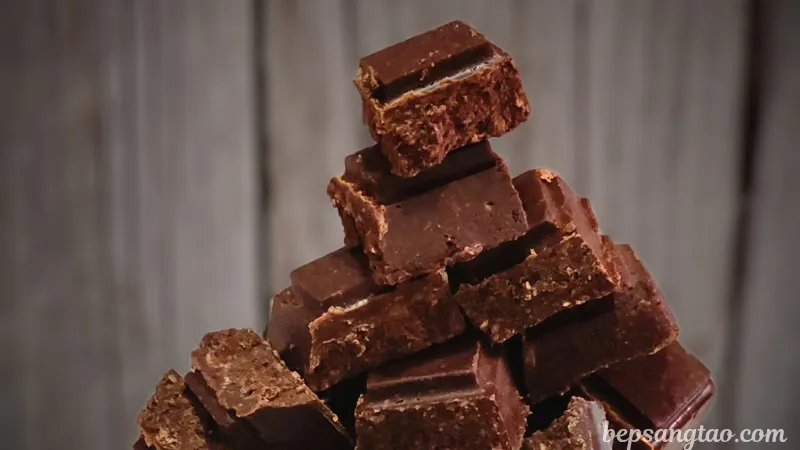 Chocolate Nguyên Chất