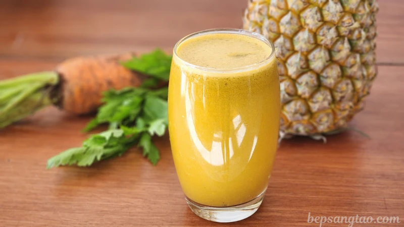 nươc ép thơm cần tây cà rốt
