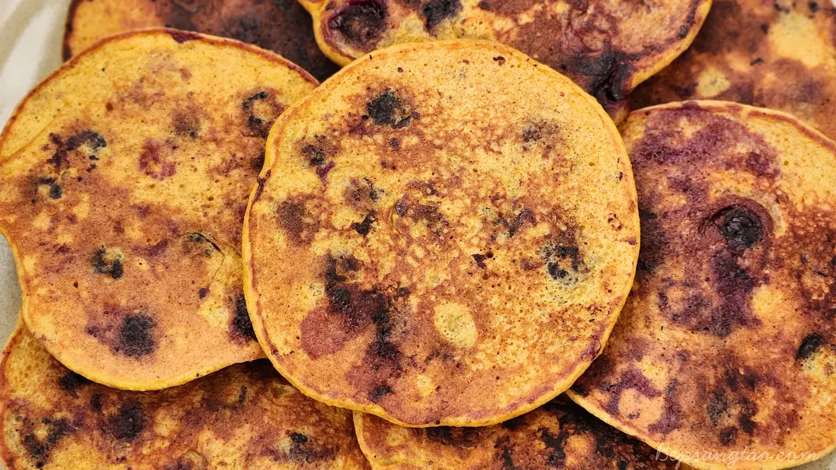 Pancake Yến Mạch Việt Quất