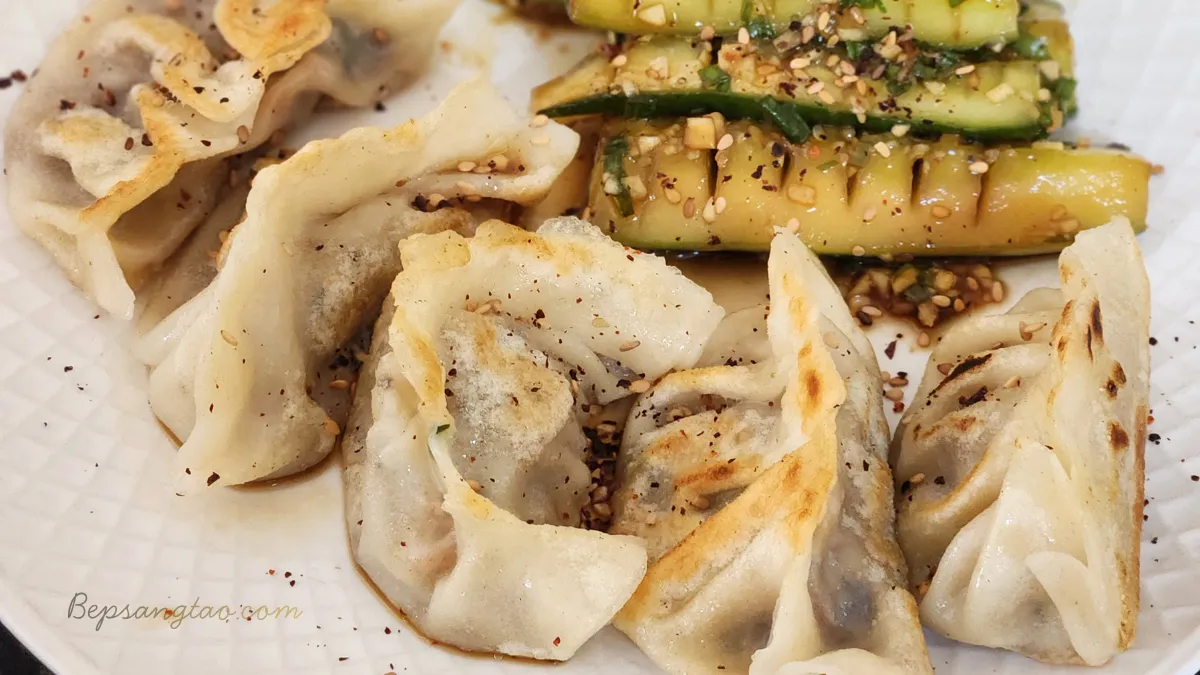 sủi cảo nhân thịt