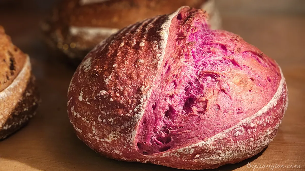 Bánh Mì Sourdough Khoai Lang Tím